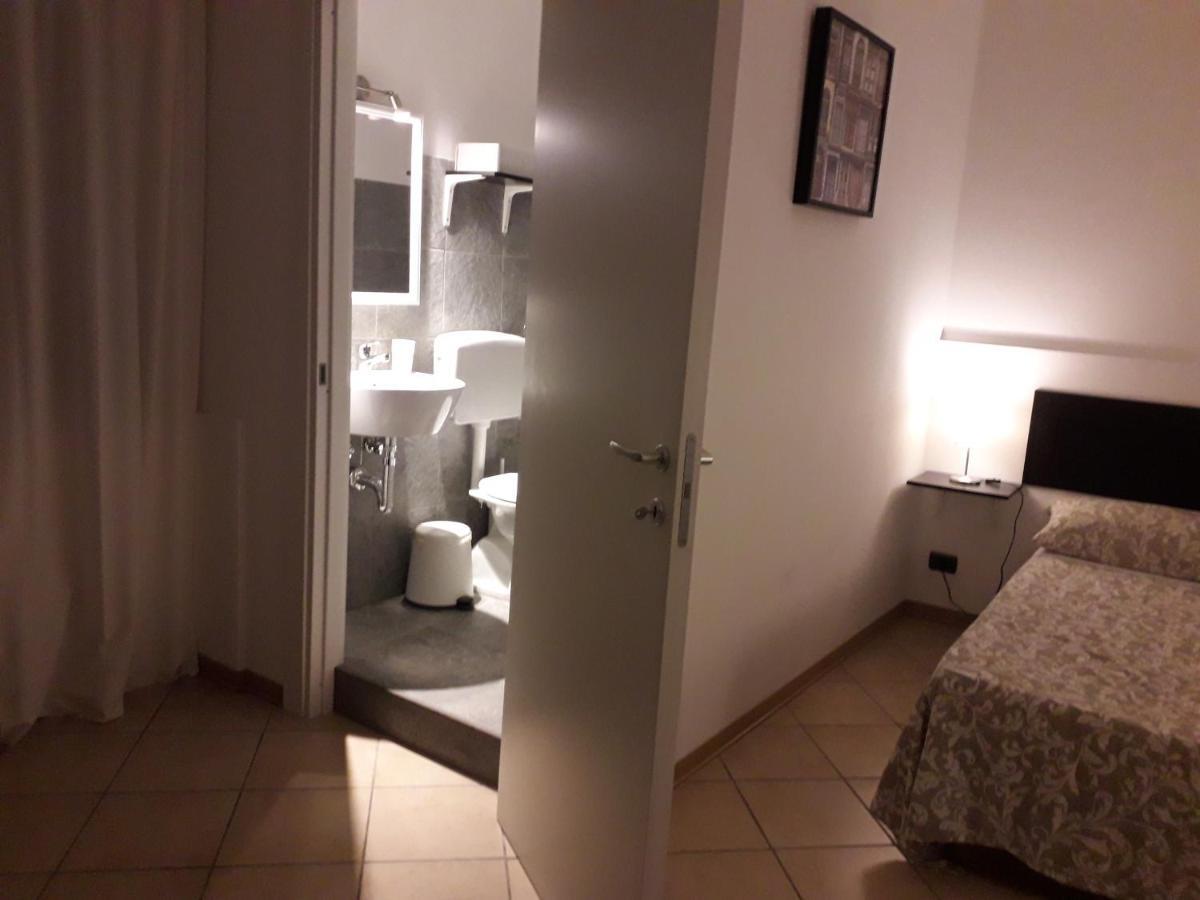 קטאניה Fontanarossa Airport Home מראה חיצוני תמונה